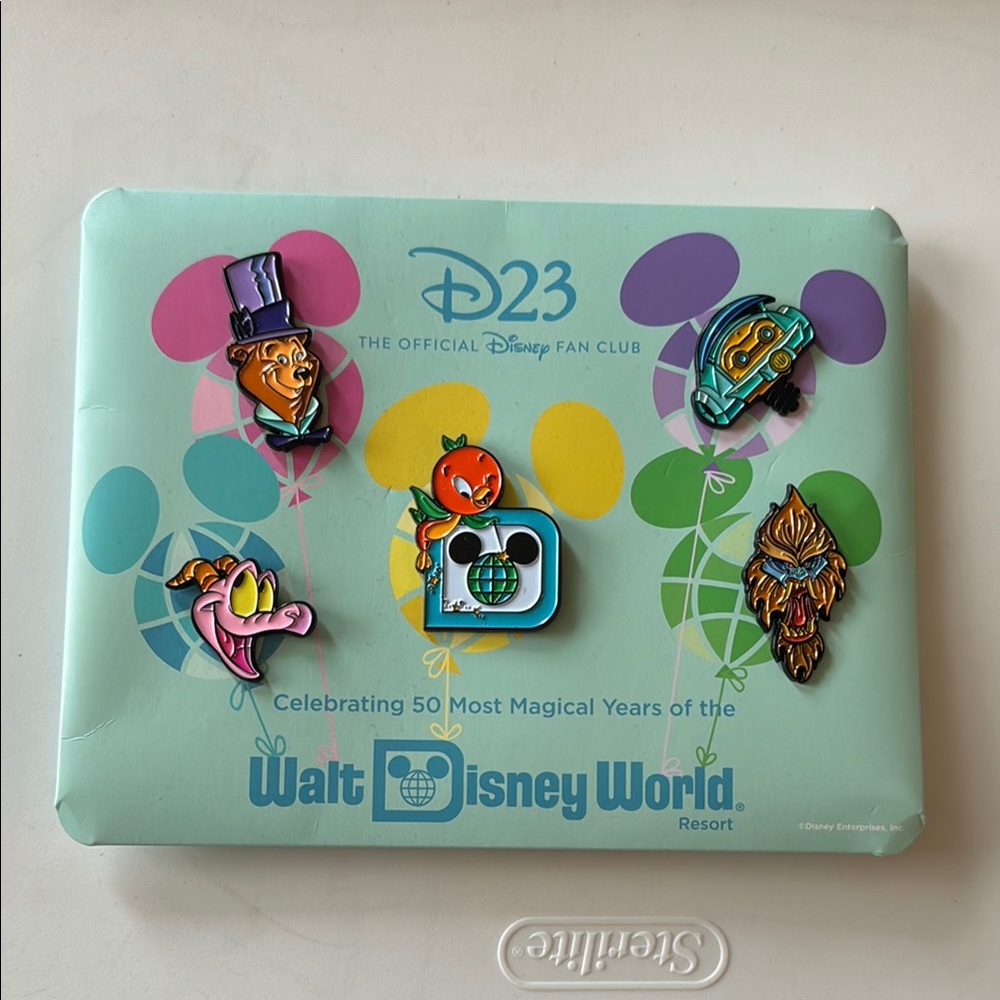 Disney D23 Colorful Character Pin Collection